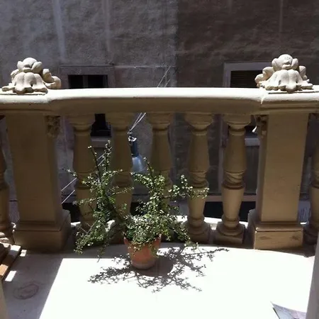 Lecce-prestigious Studios-flat In Center *