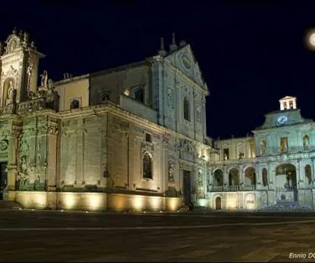 Lecce-prestigious Studios-flat In Center Lecce