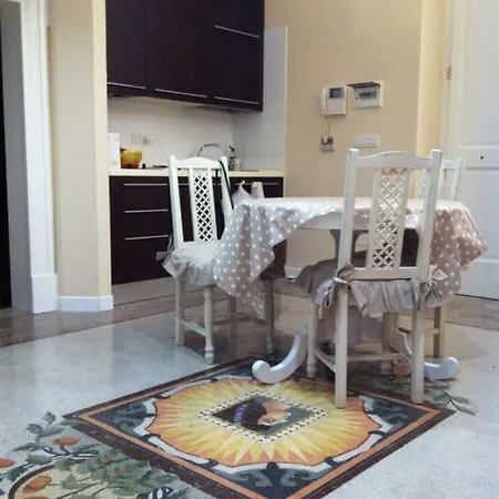 Apartament Lecce-prestigious Studios-flat In Center